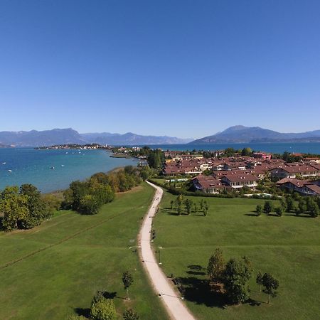 Resort Caesar C4 Sirmione - Gardagate Eksteriør billede