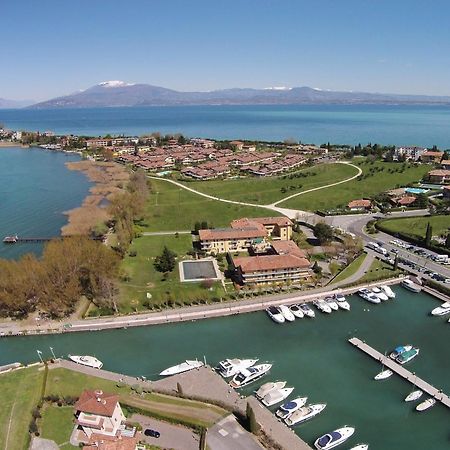 Resort Caesar C4 Sirmione - Gardagate Eksteriør billede