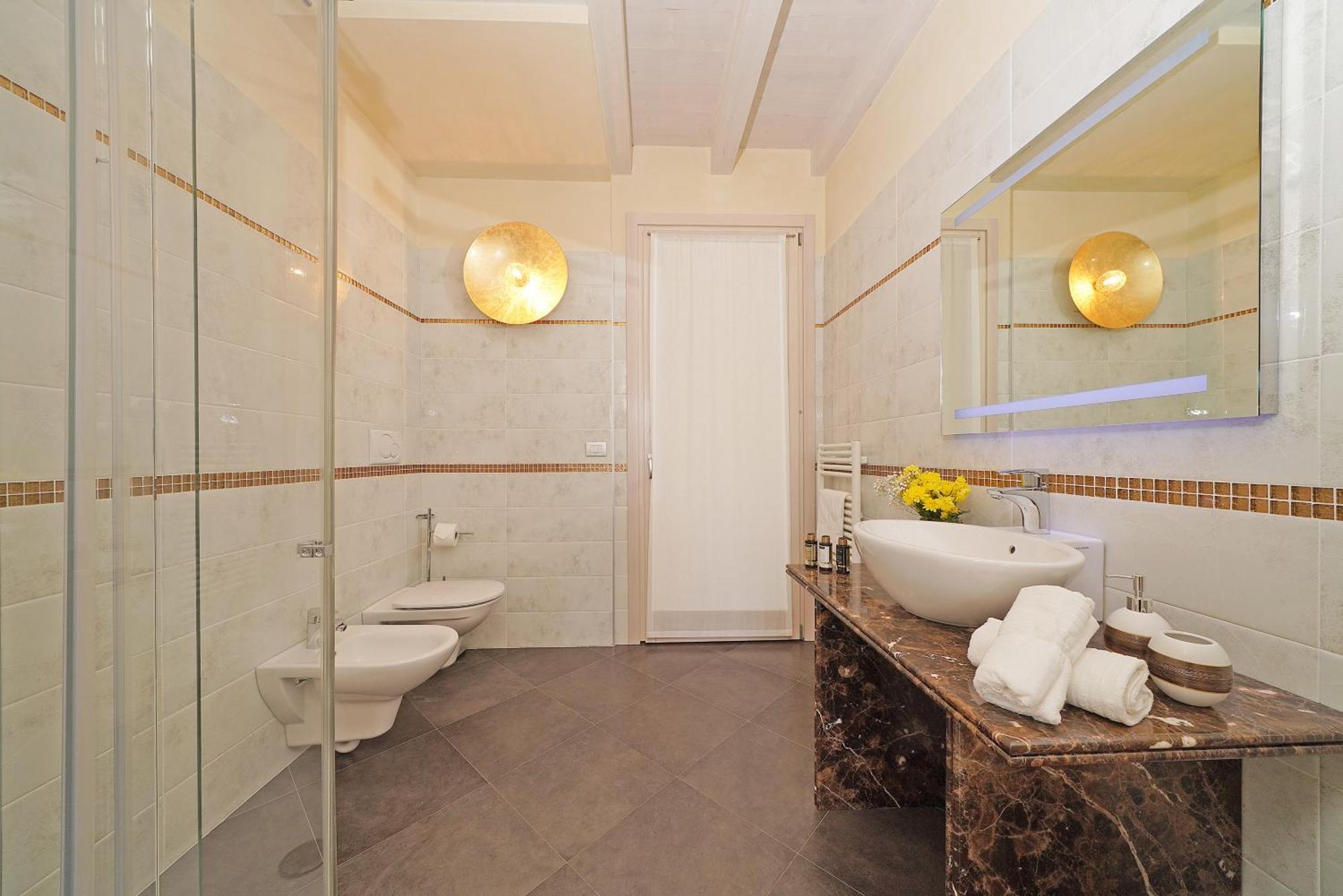 Resort Caesar C4 Sirmione - Gardagate Eksteriør billede