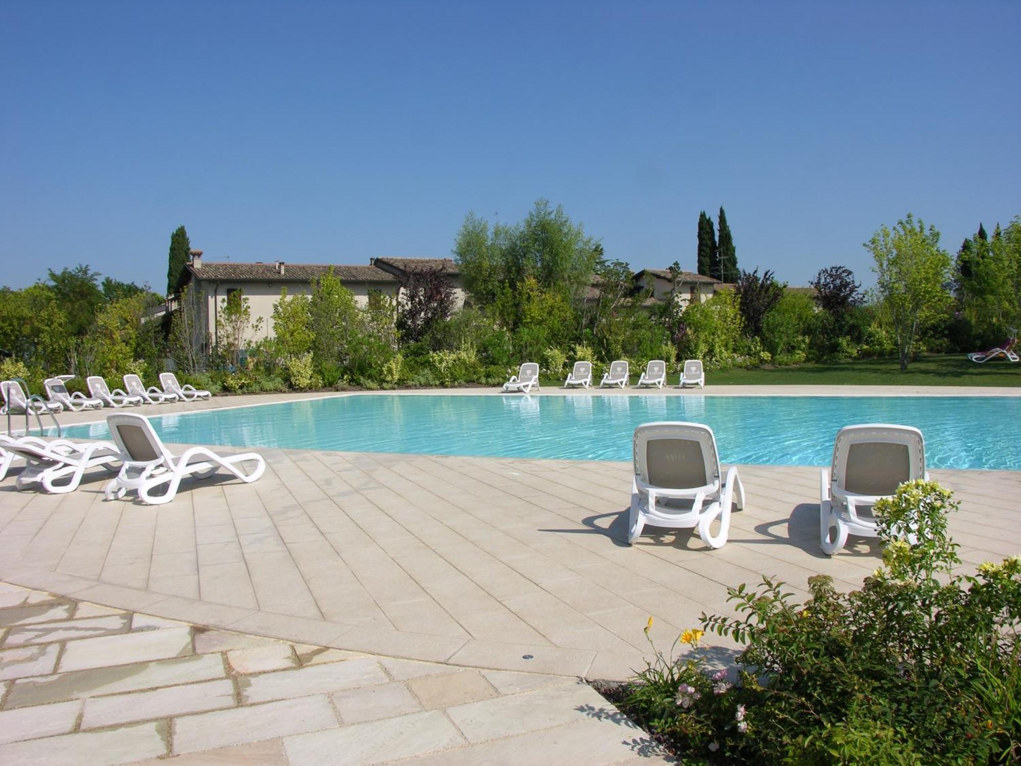 Resort Caesar C4 Sirmione - Gardagate Eksteriør billede